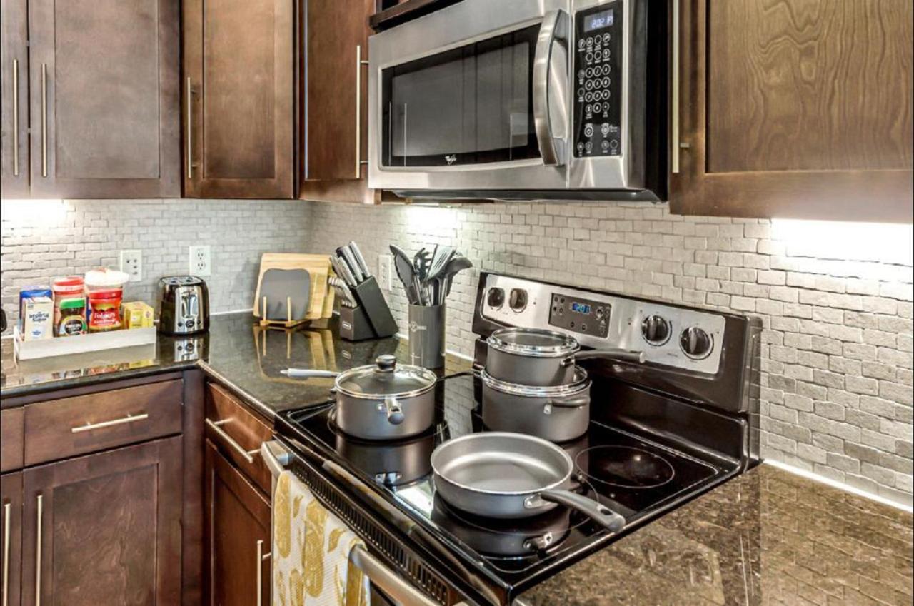 Elegant 1Br Ideal For Long Term Stay Houston Esterno foto